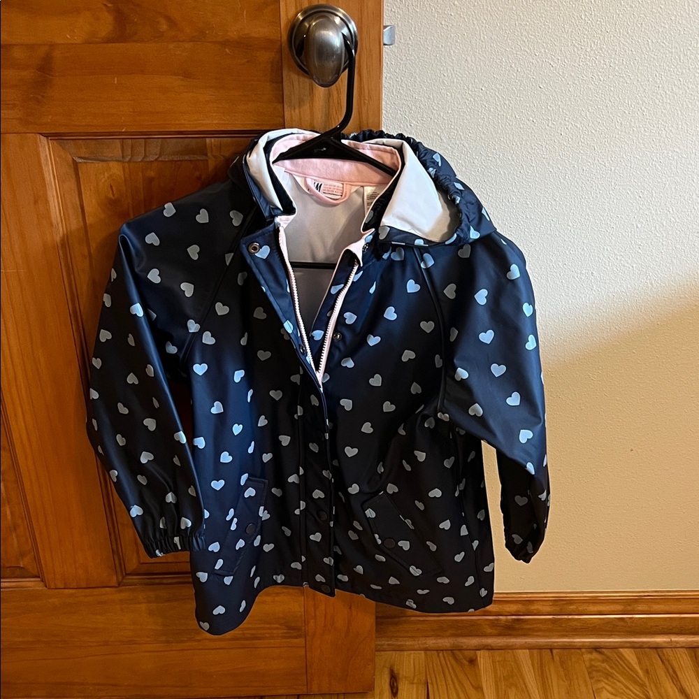 H&M Navy Blue Heart Raincoat for Kids. Size 6-8Y